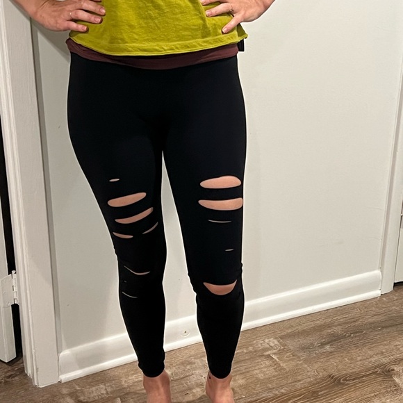 Alo warrior legging - Picture 3 of 4